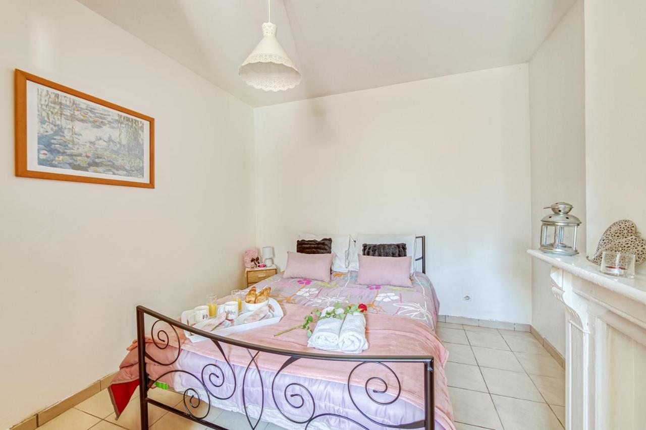 Le Patio De Mimi Villa Oisy-le-Verger ภายนอก รูปภาพ