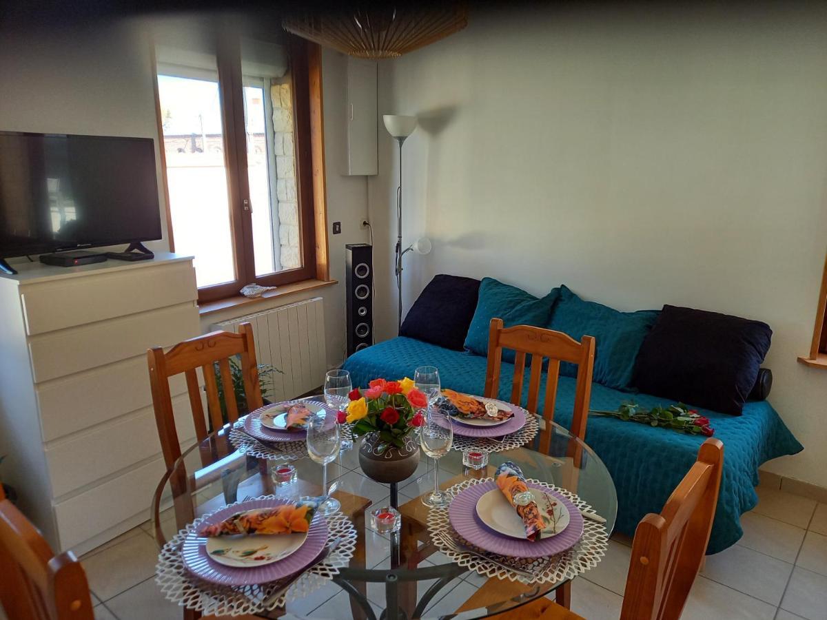 Le Patio De Mimi Villa Oisy-le-Verger ภายนอก รูปภาพ